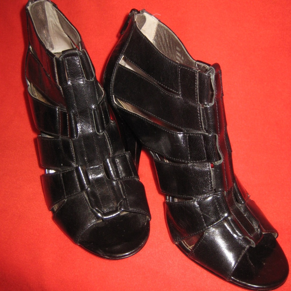 Calvin Klein "Carmen" Women's Heels Size 7